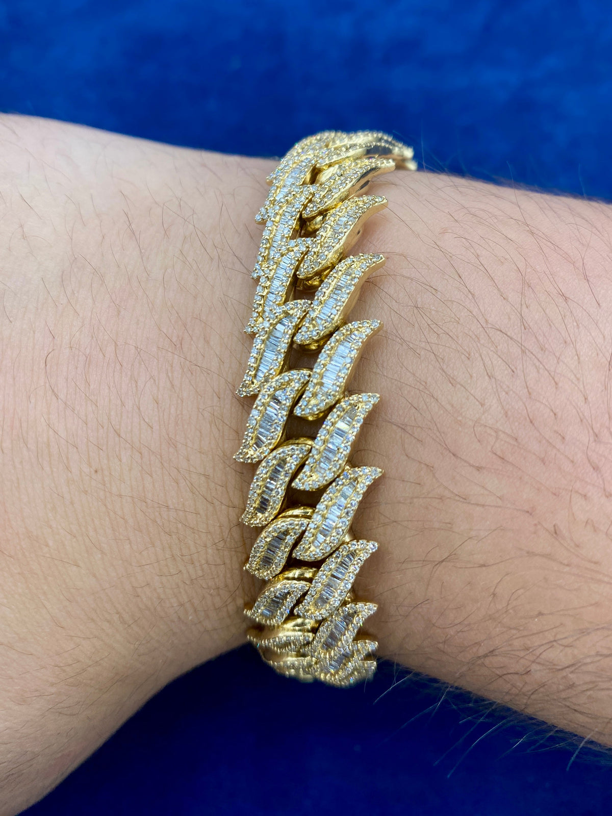 14K Gold & Diamond Cuban Bracelet 12mm - additional product view 2