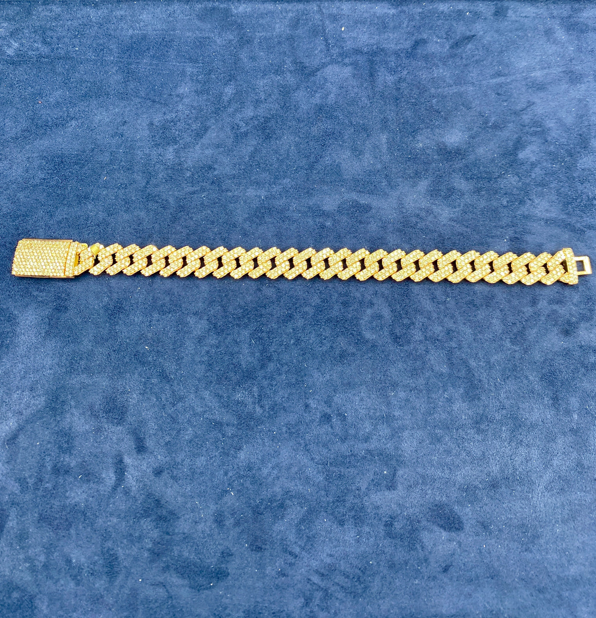 10K Gold & Diamonds Cuban Link Bracelet 12mm - additional product view 5