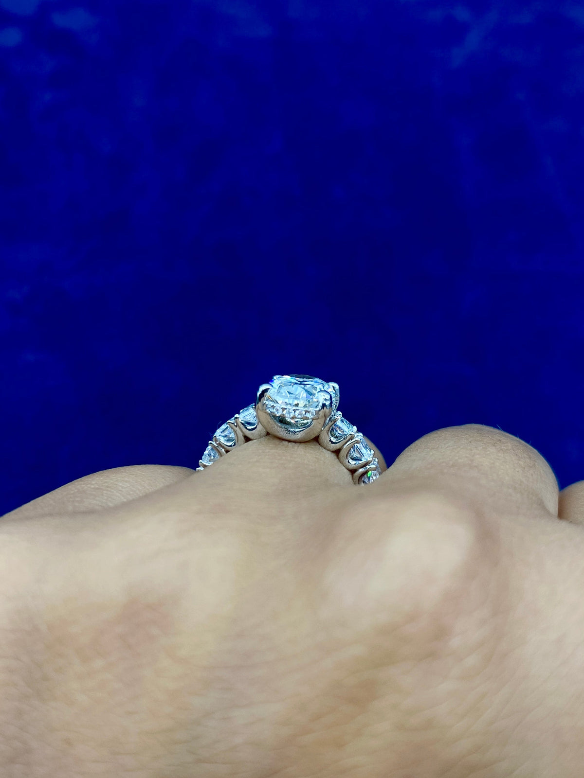 14K Gold Oval Center Radiant Band Lab Diamond Engagement Ring - additional product view 4