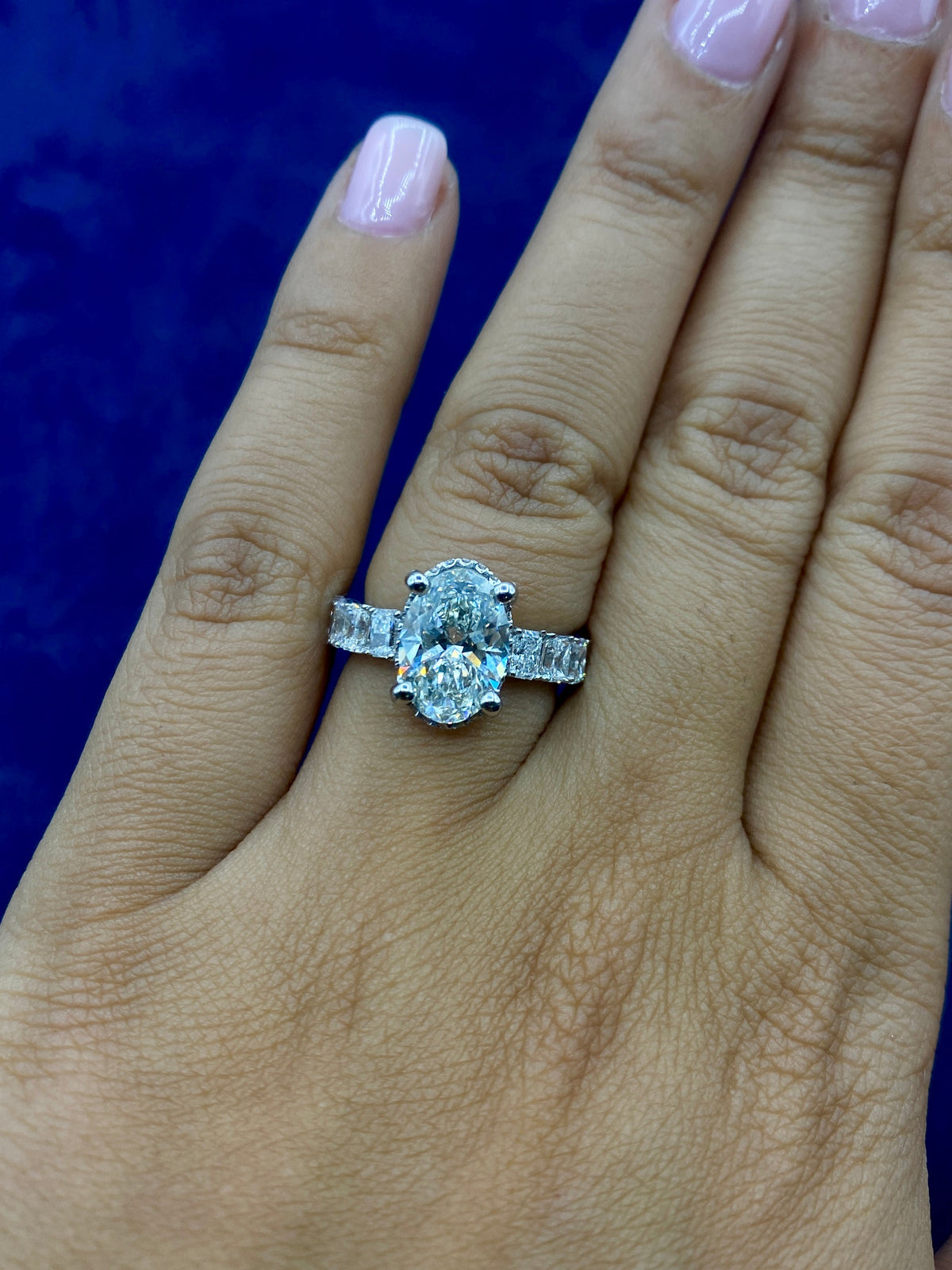 14K Gold Oval Center Radiant Band Lab Diamond Engagement Ring - additional product view 5