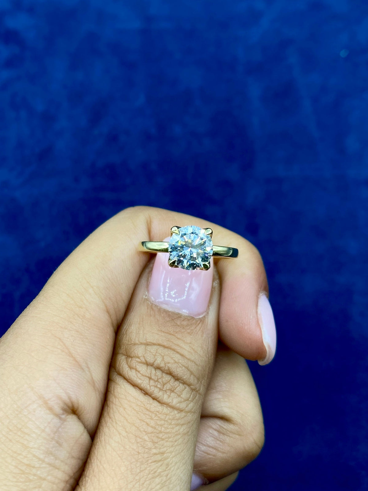 14K Gold Circle Shaped Lab Diamonds Ring - additional product view 4