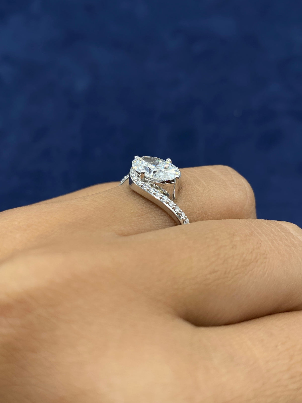 14K Gold Circle Cut Spiral Lab Diamond Engagement Ring - additional product view 3