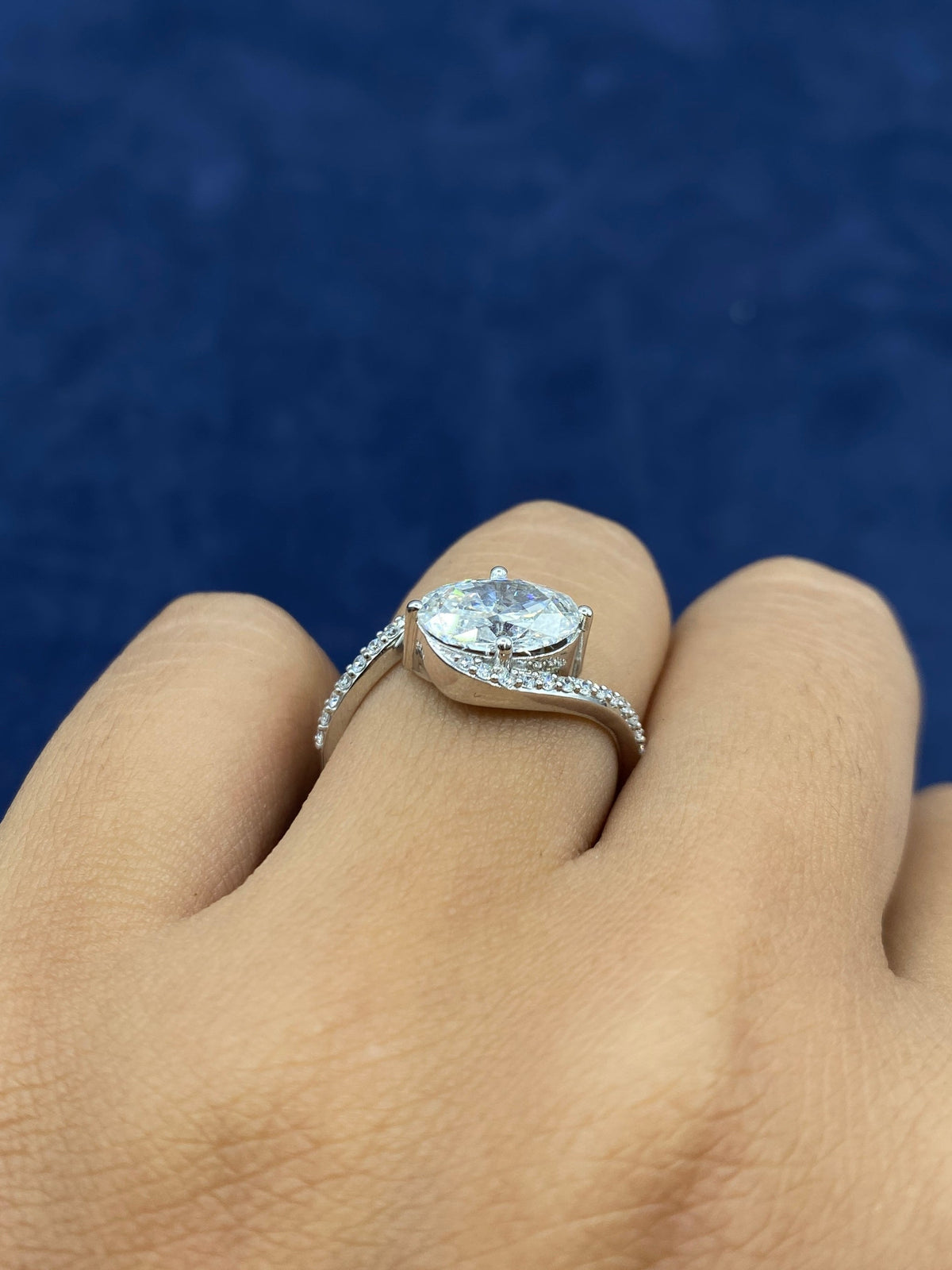 14K Gold Circle Cut Spiral Lab Diamond Engagement Ring - additional product view 4