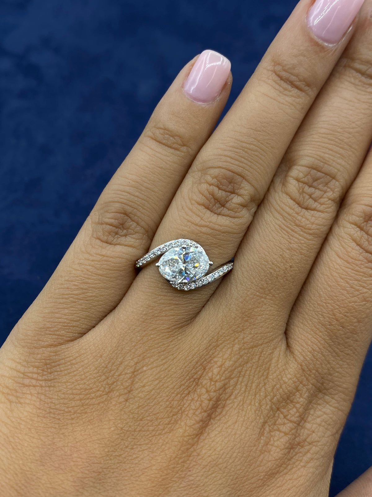 14K Gold Circle Cut Spiral Lab Diamond Engagement Ring - additional product view 5