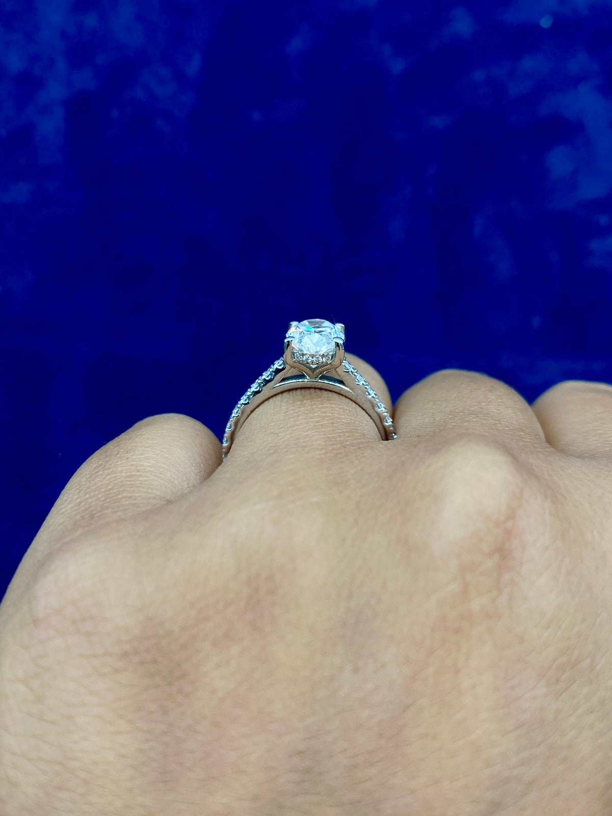 14K Gold Oval Shape Lab Diamonds Ring - additional product view 3
