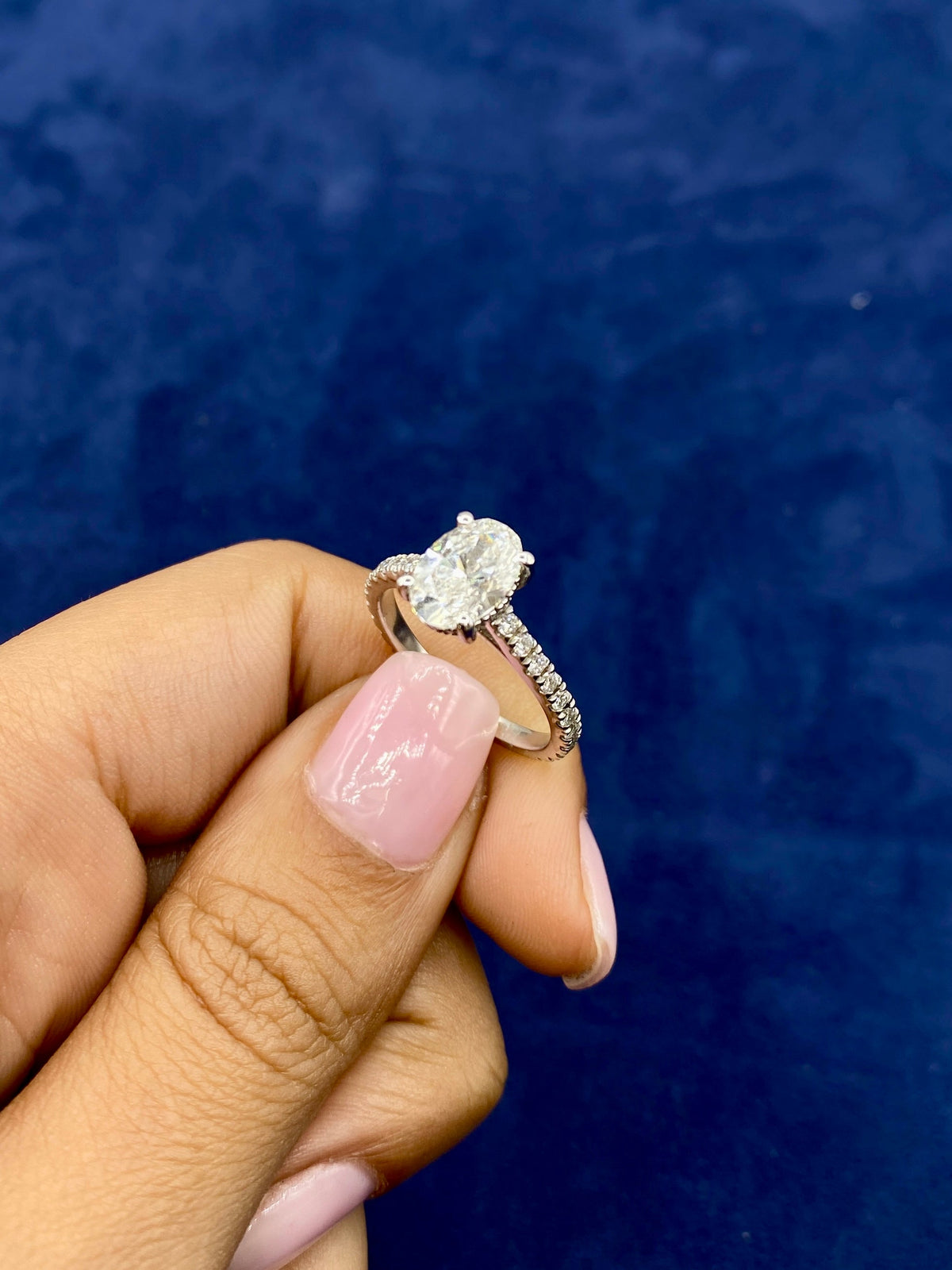 14K Gold Oval Shape Lab Diamonds Ring - additional product view 5