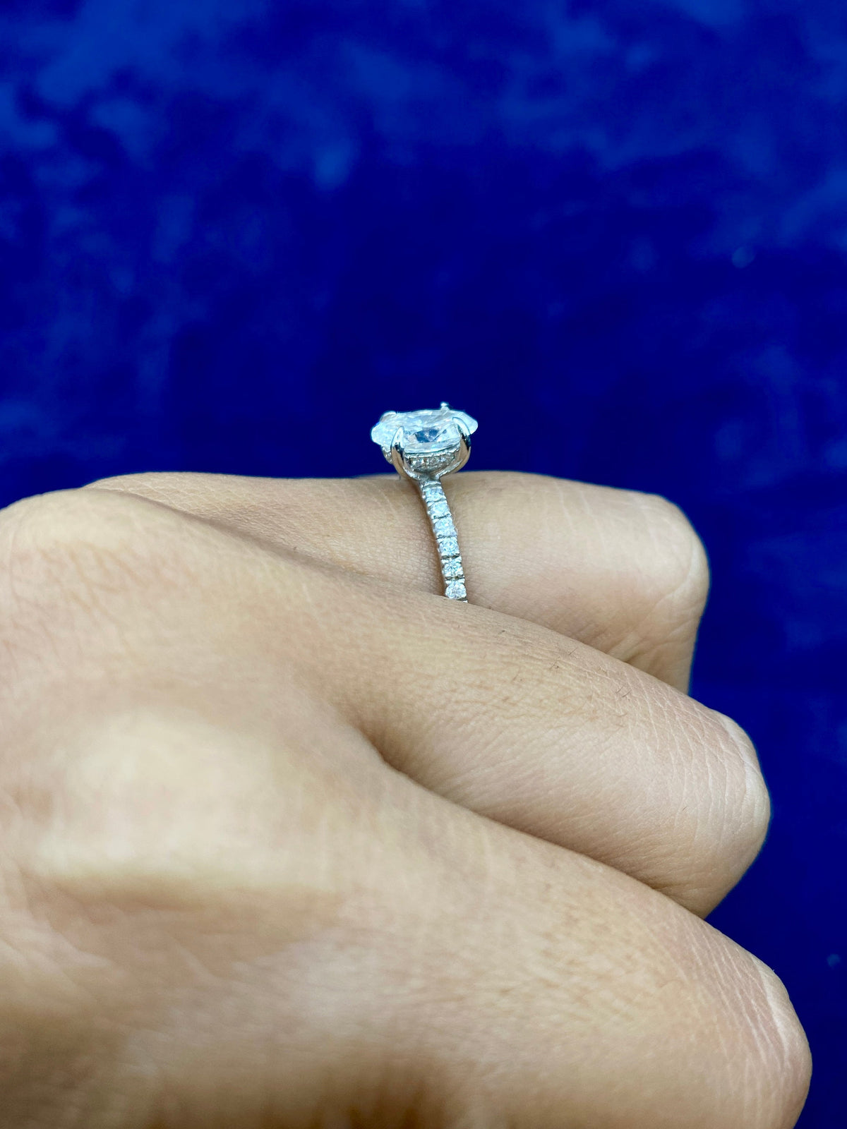 14K Gold Oval Shape Lab Diamonds Ring - additional product view 2
