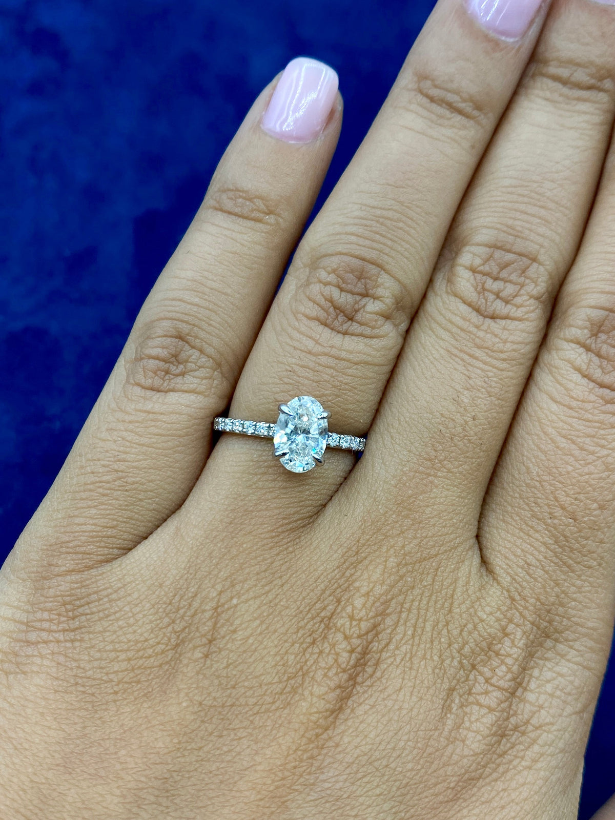 14K Gold Oval Shape Lab Diamonds Ring - additional product view 4