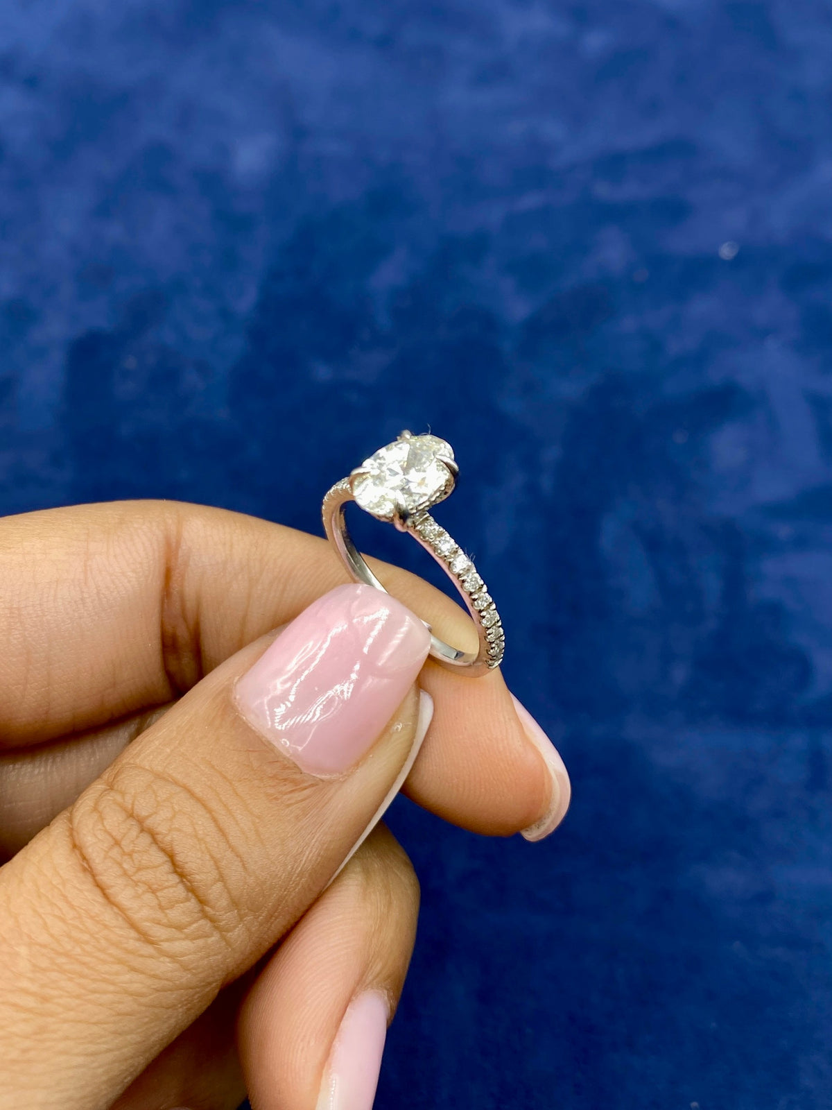 14K Gold Oval Shape Lab Diamonds Ring - additional product view 5