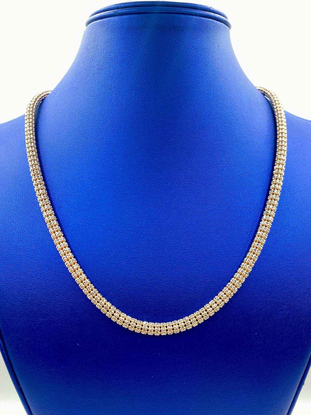 14K Gold 5mm Ice Chain in rose gold, 24” - close-up product photo