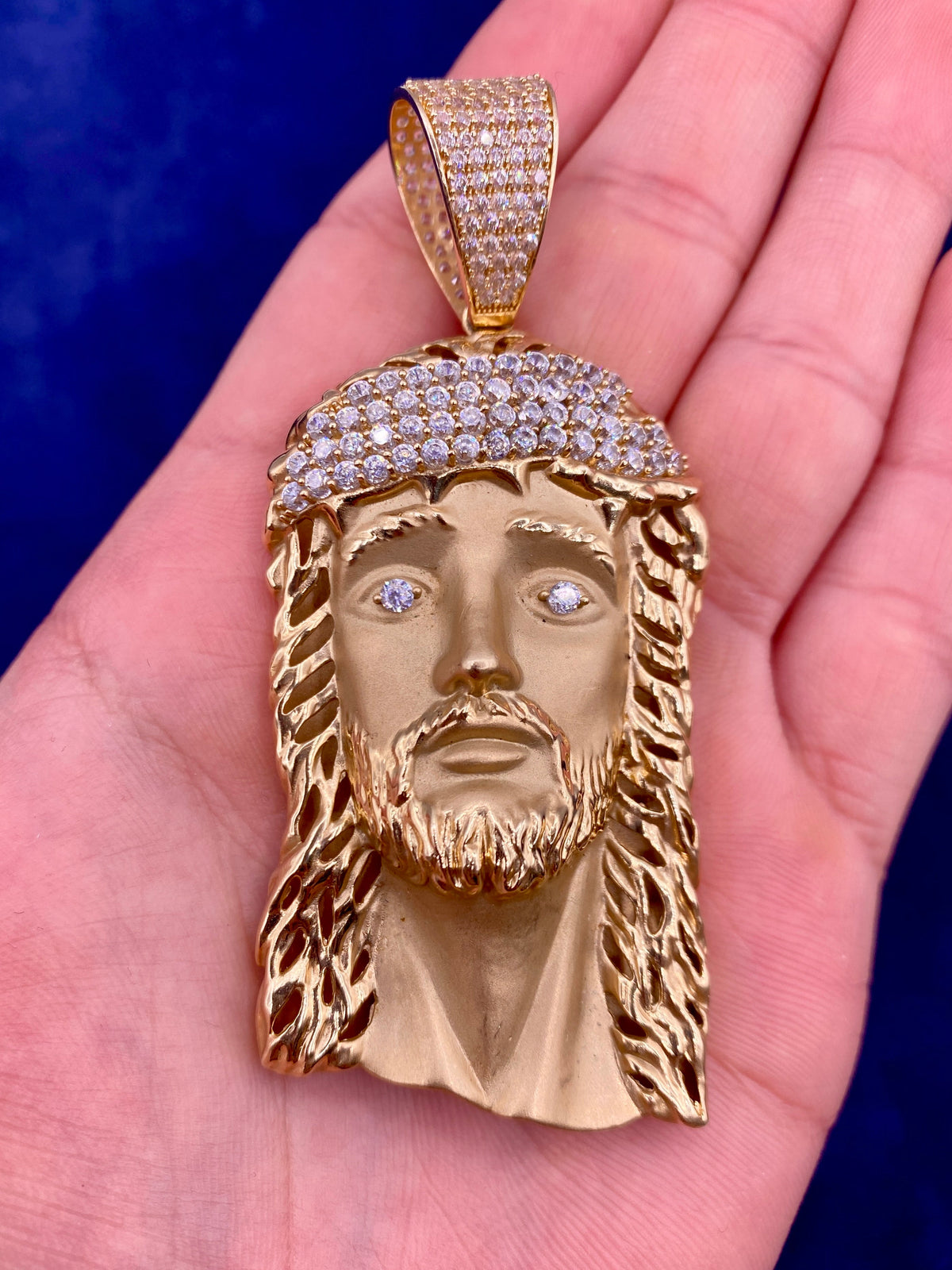 14K Gold XL Jesus Head Pendants, Large - close-up product photo