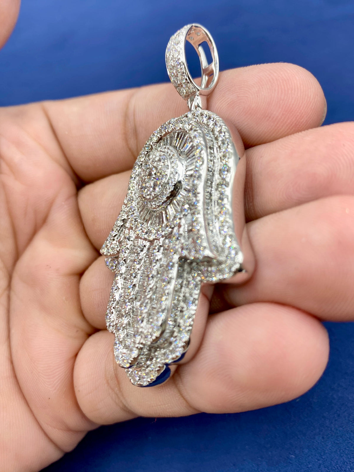 14K Gold and Diamonds Hamsa Pendant - additional product view 4