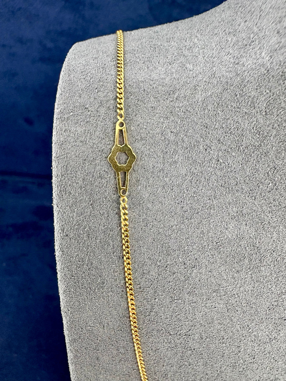 18K Gold Geo Link Chain - additional product view 4