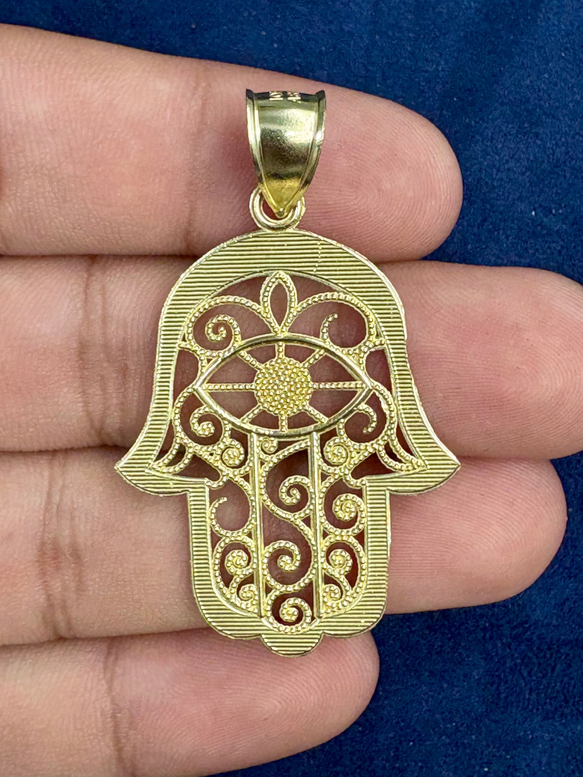10K Gold Hamsa Pendant - additional product view 5
