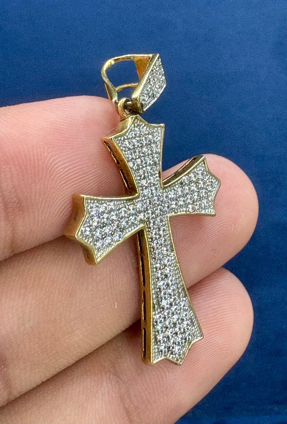 10K Gold Cross Pendant with White Sapphire ￼ - additional product view 4