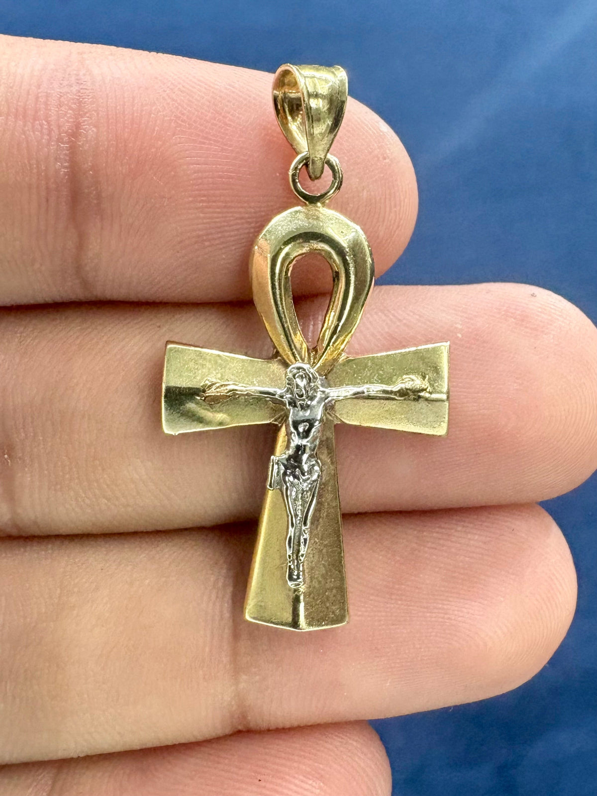 10K Gold Cross Pendant with Jesus￼ - additional product view 2