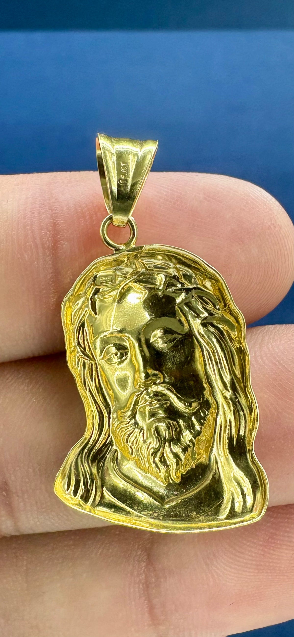 14K Gold Jesus Pendant - additional product view 5