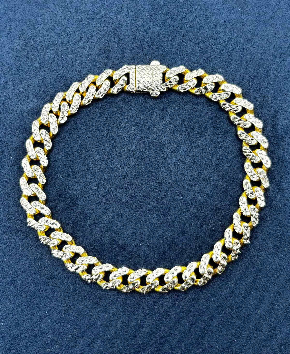 14K Gold Diamond Cut Cuban Bracelet - additional product view 3