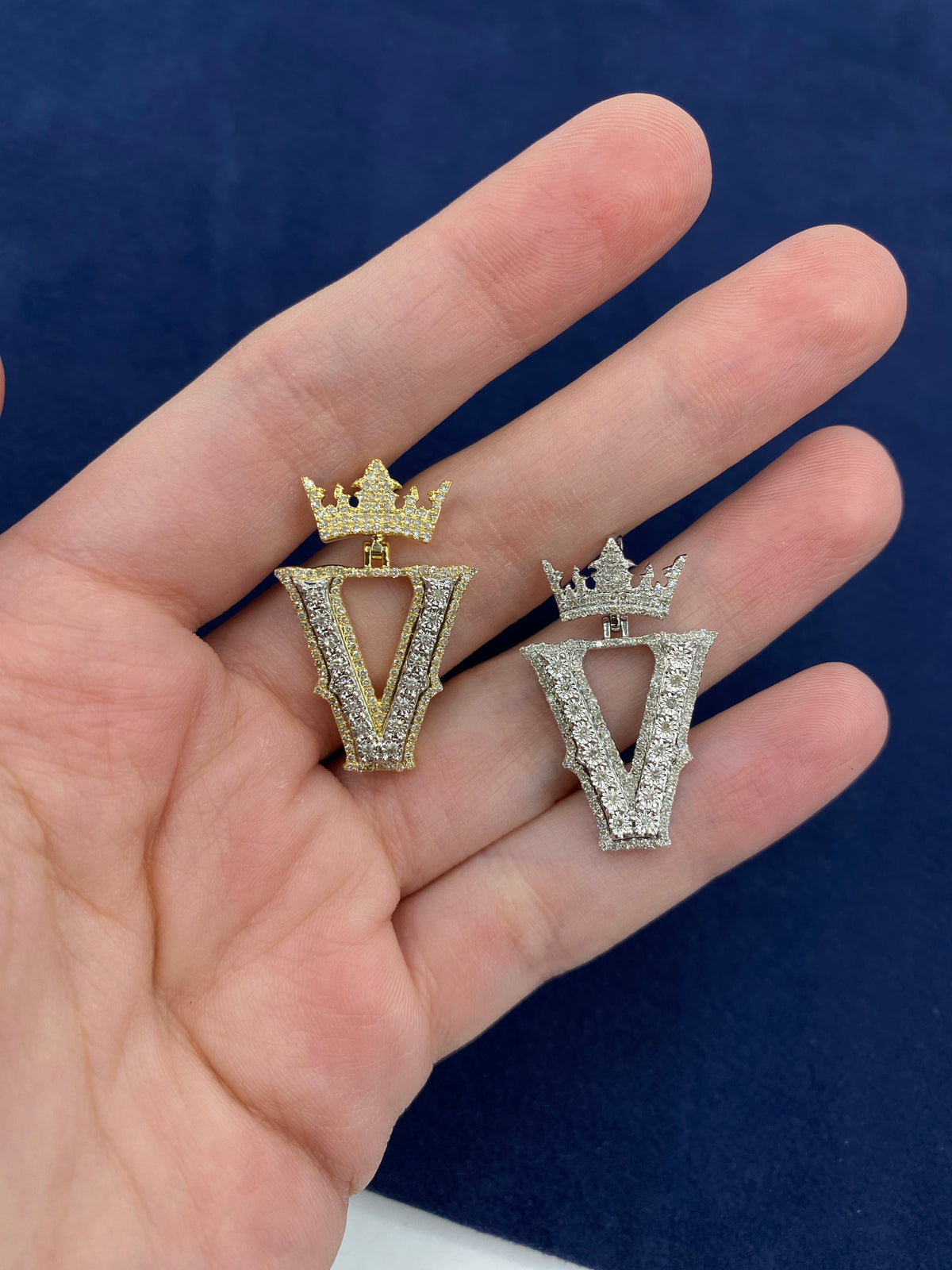 10K Gold Popular Crown Initial Diamond Pendant - additional product view 150