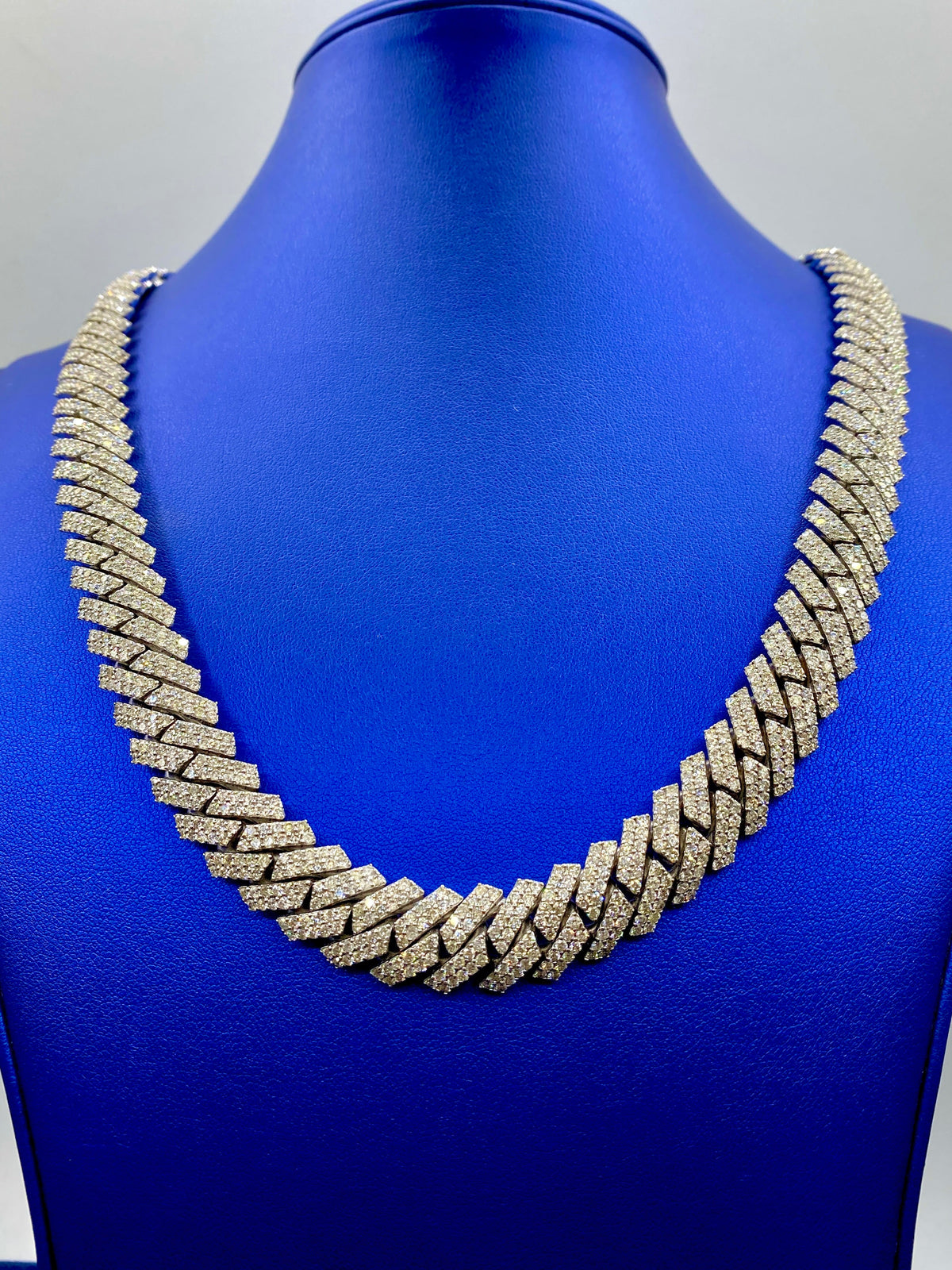 14K Gold Iced Out 14mm 22I Miami Cuban Diamond Chain - additional product view 2