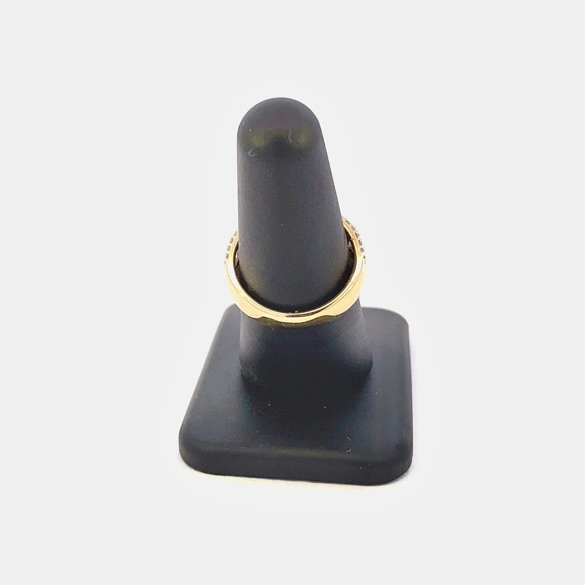 14K Gold Single Row Baguette Diamond Ring - additional product view 6