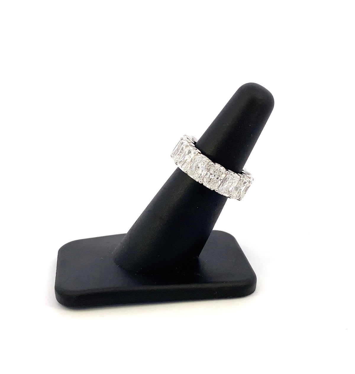 Radiant Cut Elegant Diamond Ring Band - additional product view 6