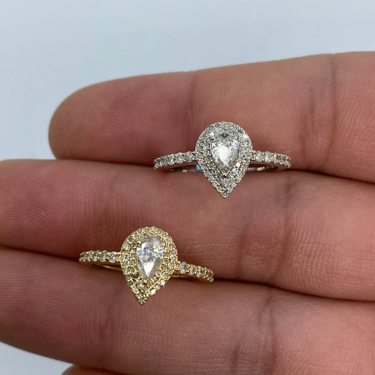 14K Gold Pear Shape Large Center Stone Diamond Engagement Ring - additional product view 2