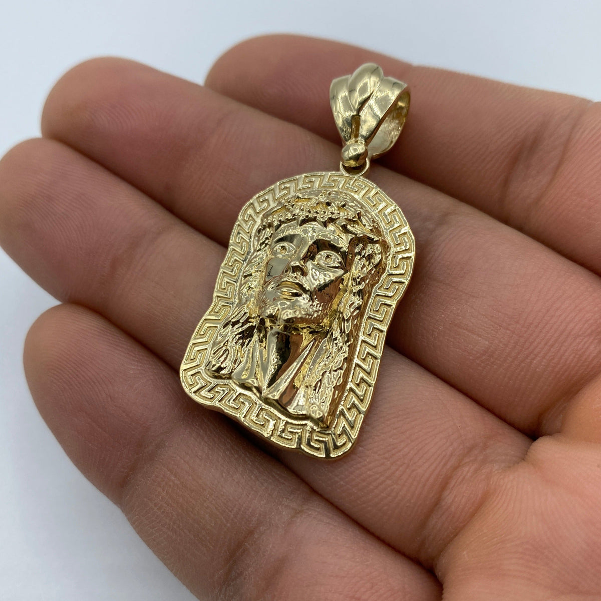 14K Gold Jesus Head Medallion Pendant 1.75 in - additional product view 6