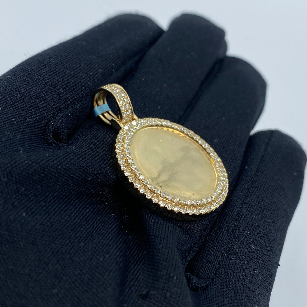 14K Gold Circle Diamond Picture Photo Pendant - additional product view 3