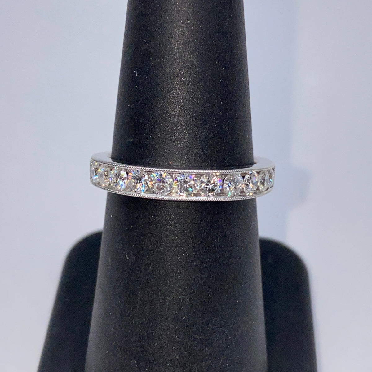 18K Gold Jumbo Pavé Diamond Ring - additional product view 4