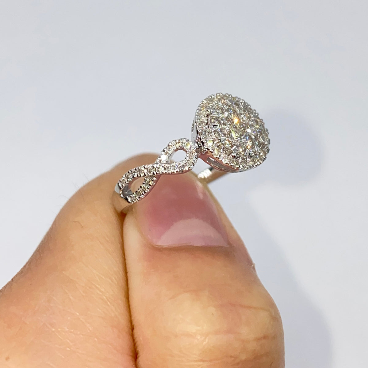 14K Gold Endless Love Circle Diamond Engagement Ring - additional product view 4