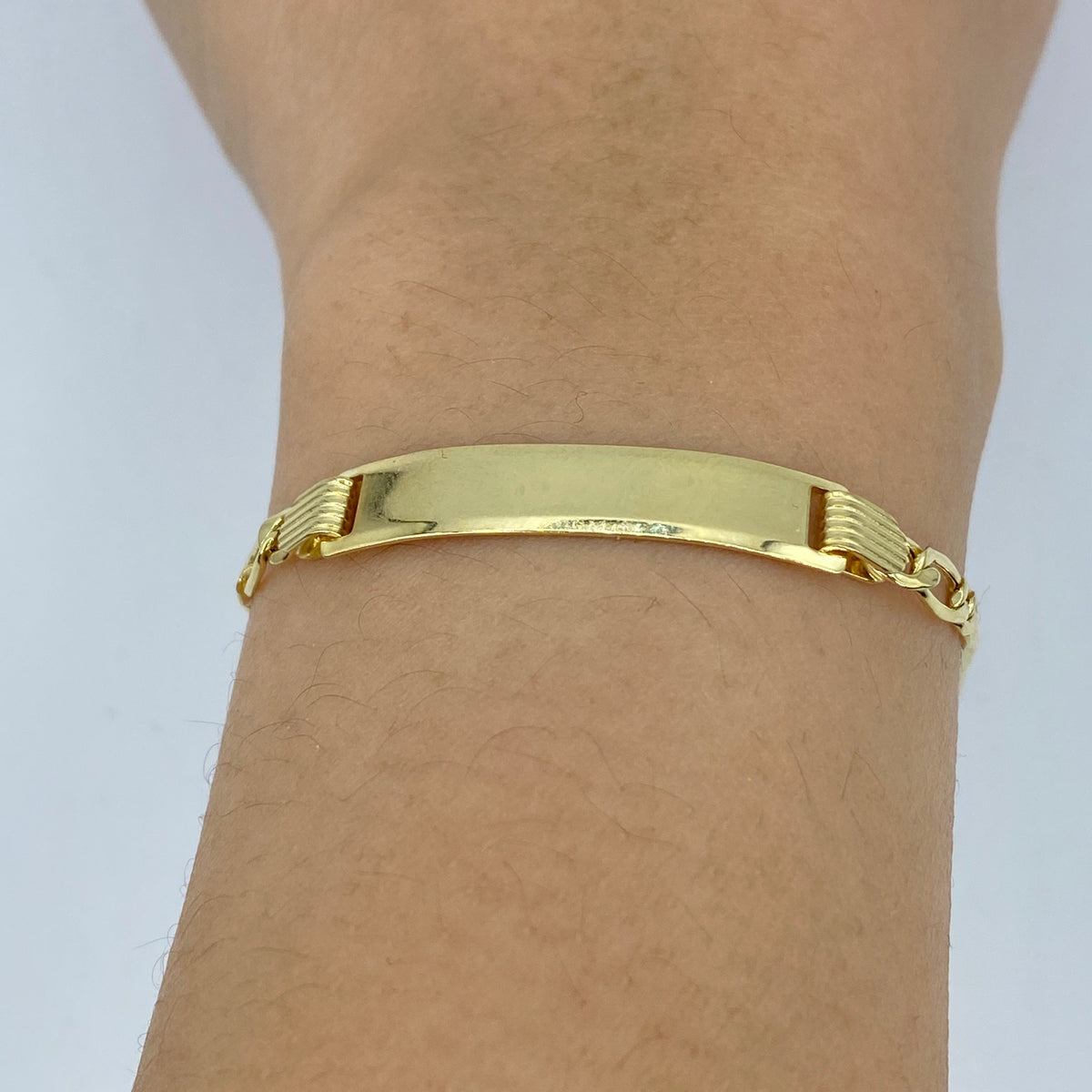 10K Gold Custom Name Plate Figaro Link Baby Diamond Bracelet, 6mm - close-up product photo