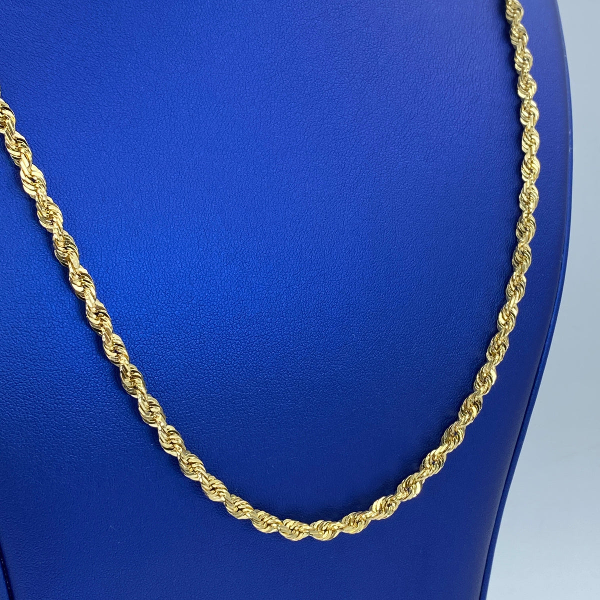 10K Gold 4mm Rope Chain 23 in - additional product view 3