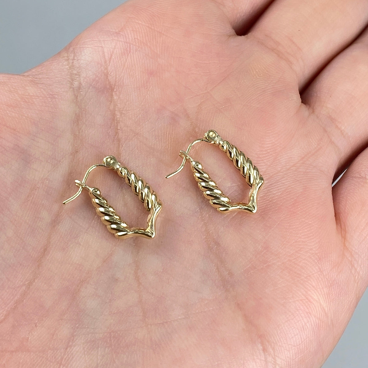 10K Gold Braided Rectangle Hoop Earrings - additional product view 2