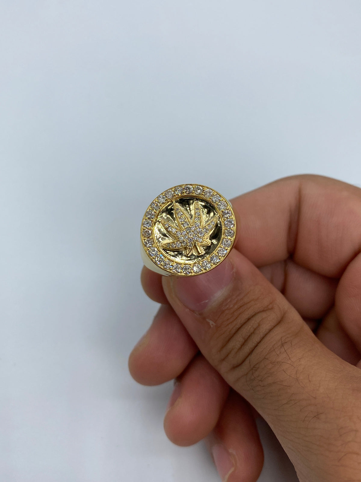 14K Gold Weed Circle Diamond Ring - additional product view 2
