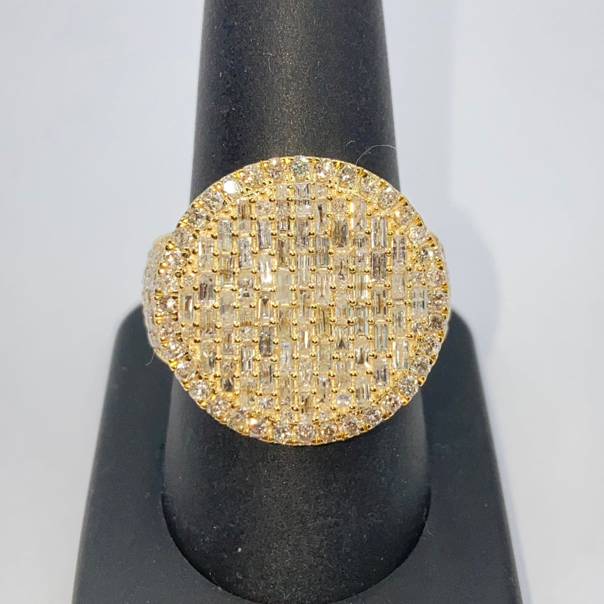 14K Gold 22.3M Circle Diamond Ring - additional product view 7
