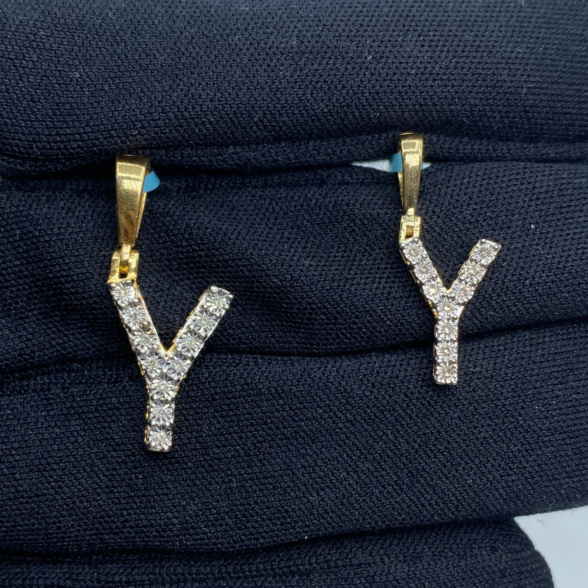 14K Gold Single Stone Initial Y Diamond Pendant - main product photo