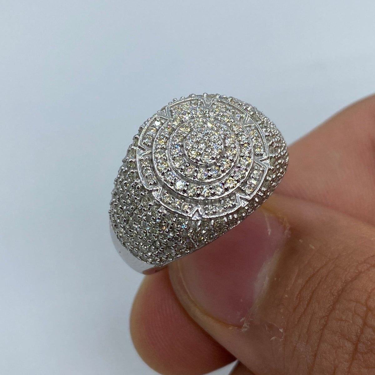 14K Gold American Prince Diamond Ring in white gold - close-up product photo