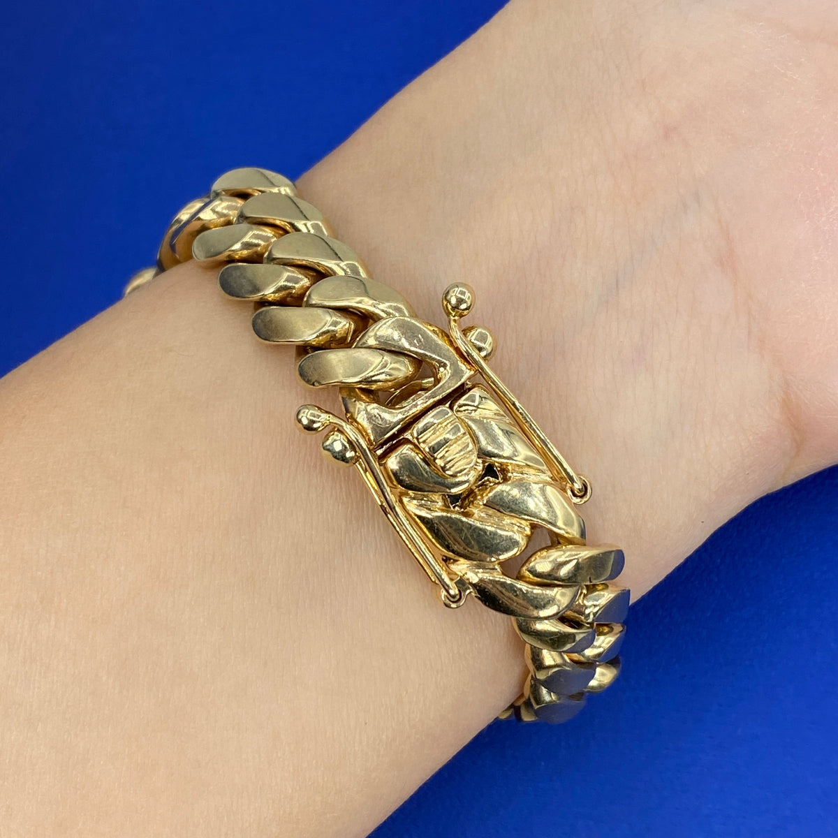 14K Solid Gold Cuban Link Bracelet - additional product view 5