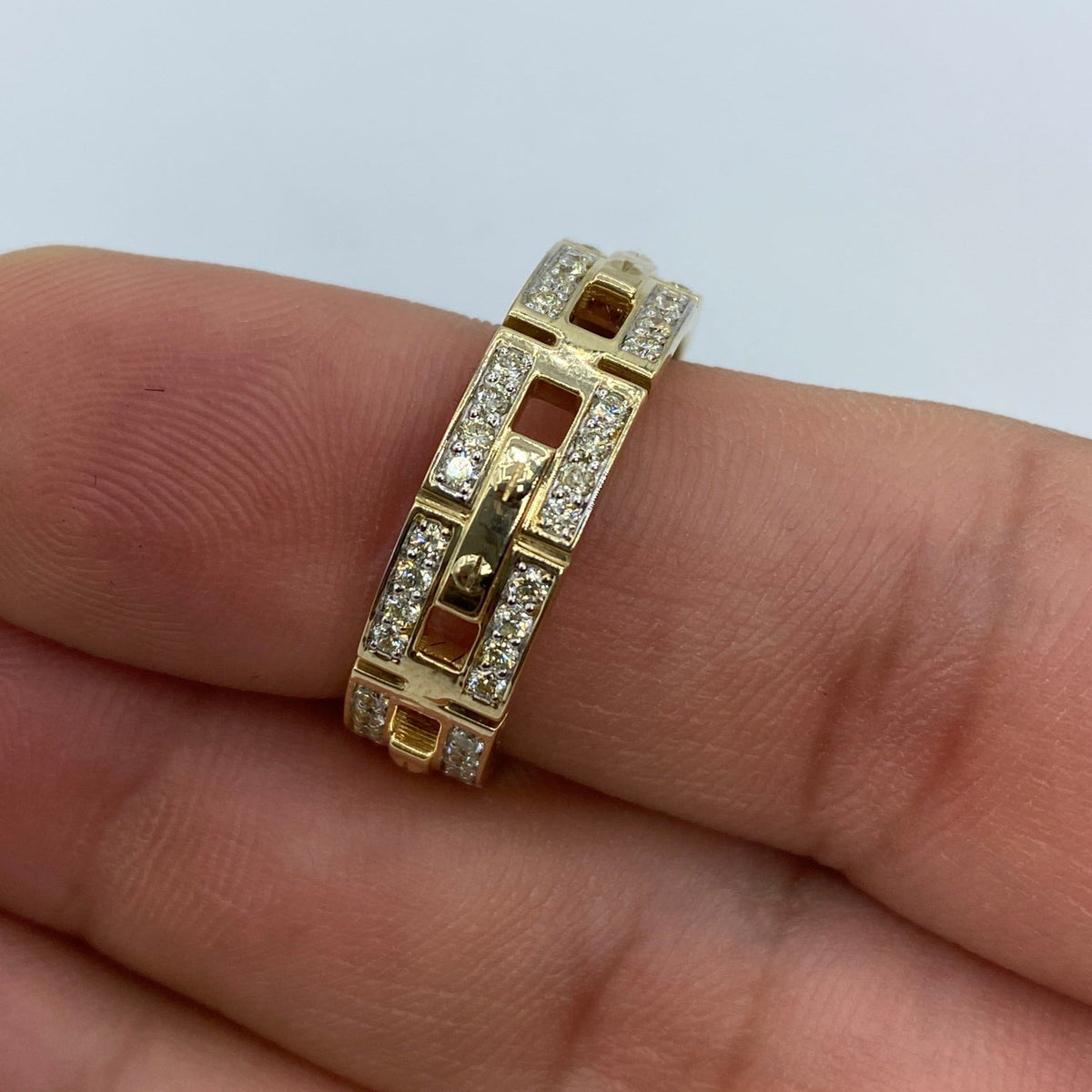 10K Gold Anniversary Link Diamond Band - additional product view 2