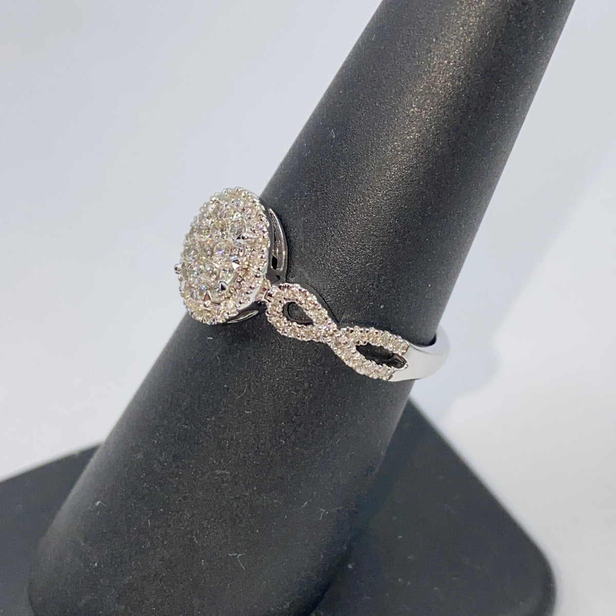 14K Gold Endless Love Circle Diamond Engagement Ring - additional product view 6