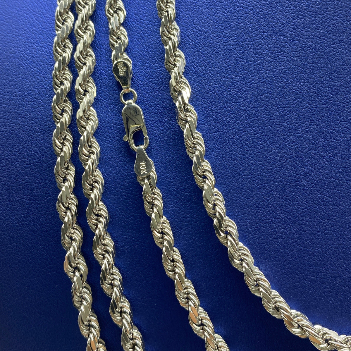 10K 4.7mm Rope Chain in White Gold 18–24 in - additional product view 3