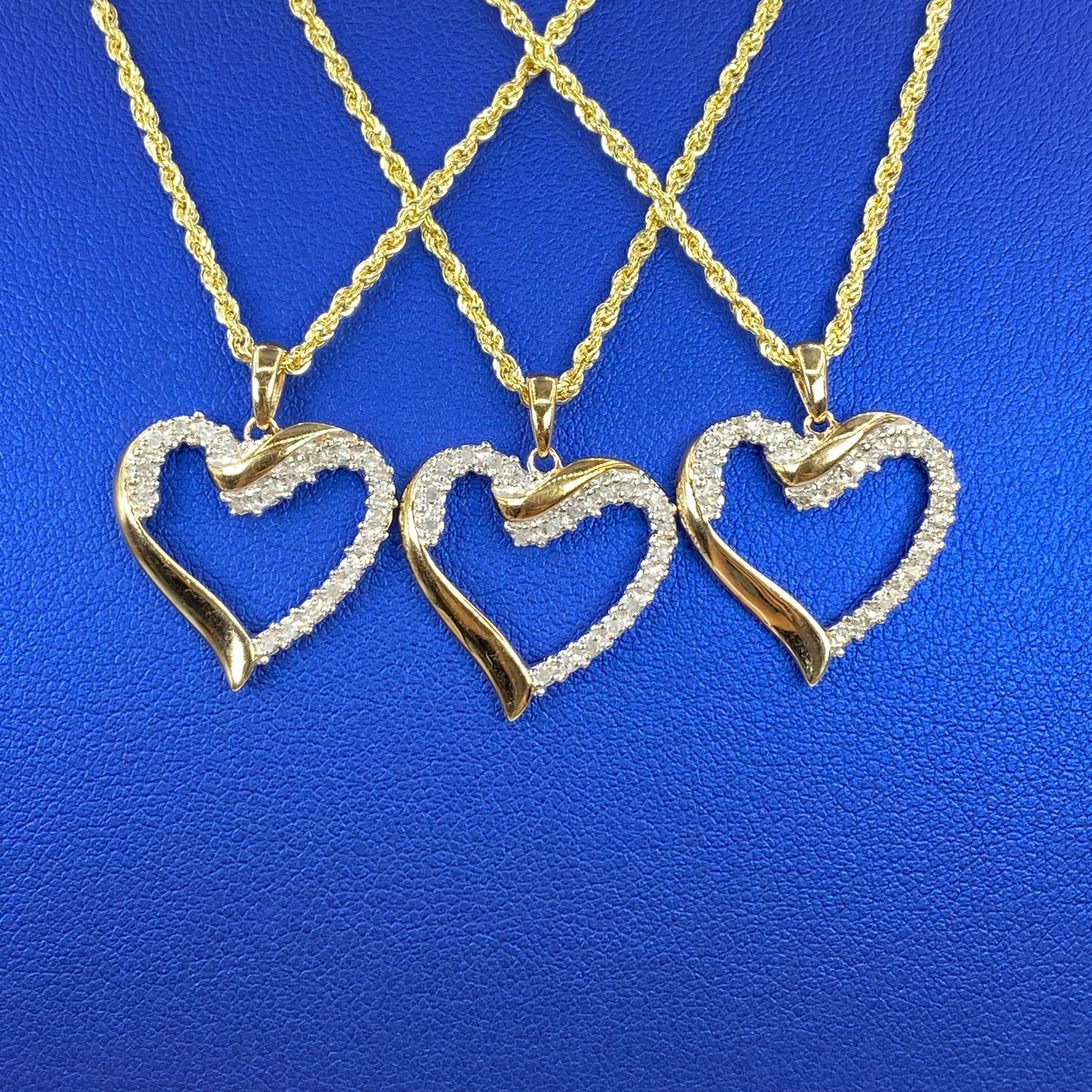 10K Gold Ribbon Heart Diamond Pendant Necklace - additional product view 3