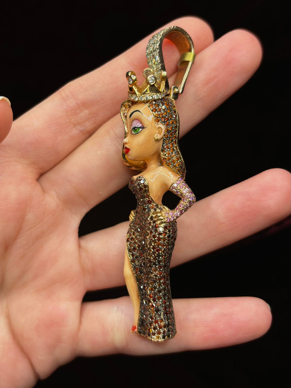 3D Jessica Rabbit Diamond Pendant - additional product view 5