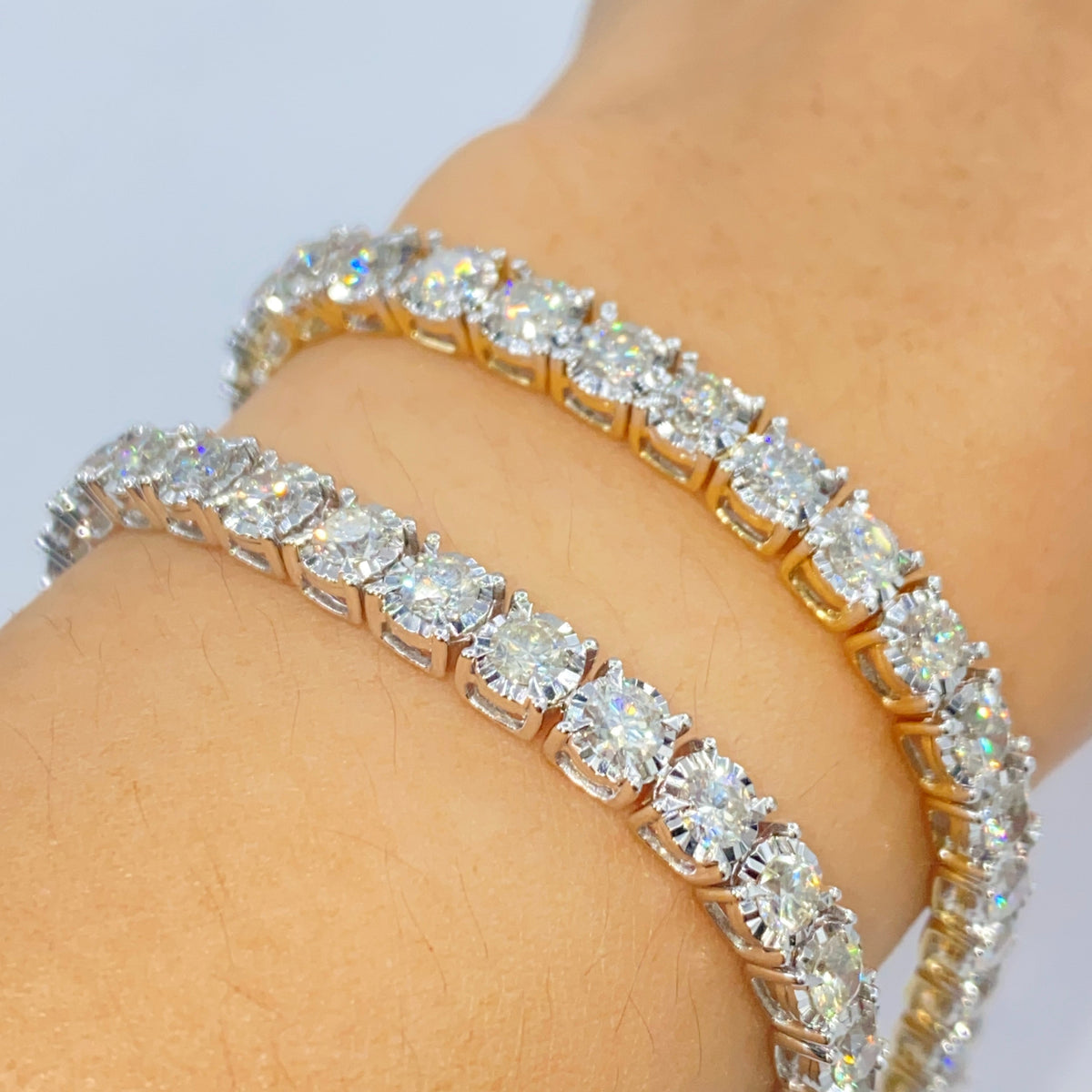 14K Gold Tennis Diamond Bracelet 7 in in white gold, 4 - close-up product photo
