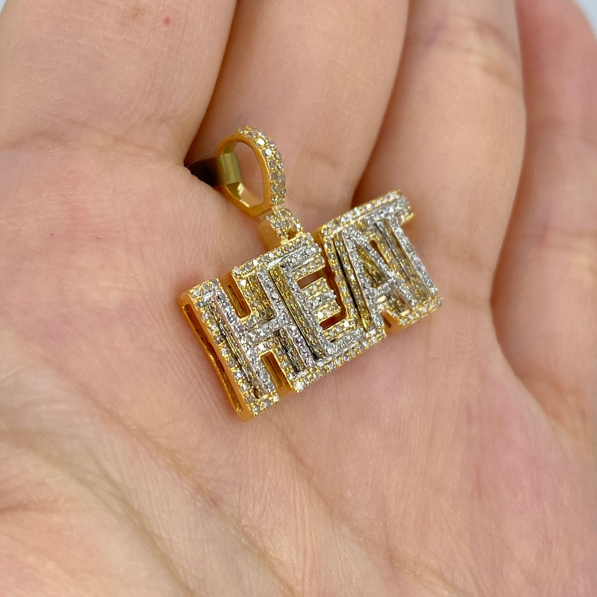 10K Gold Heat Name Plate Diamond Pendant - additional product view 3