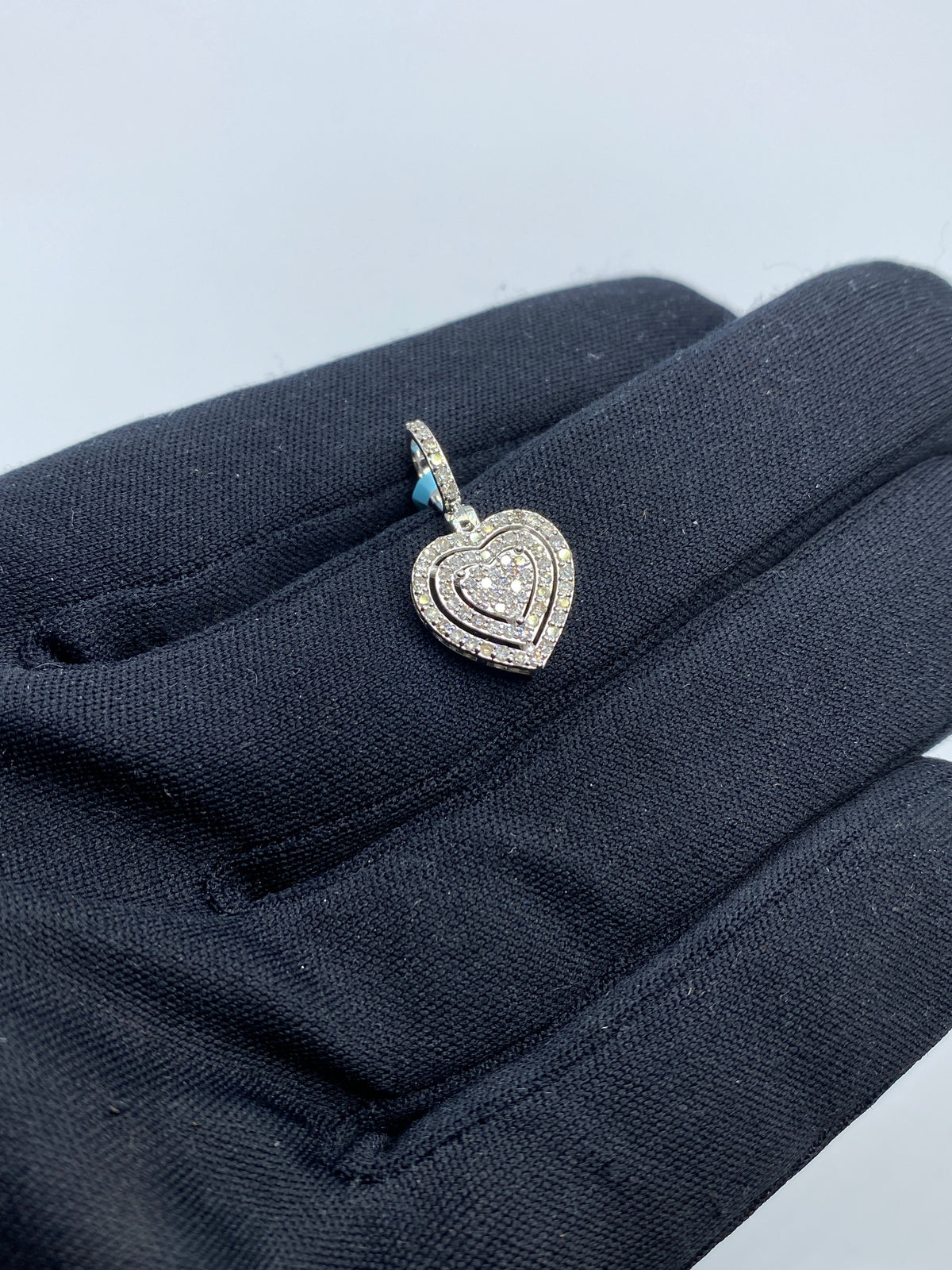 14K Gold Heart Ripple Diamond Pendant - additional product view 3