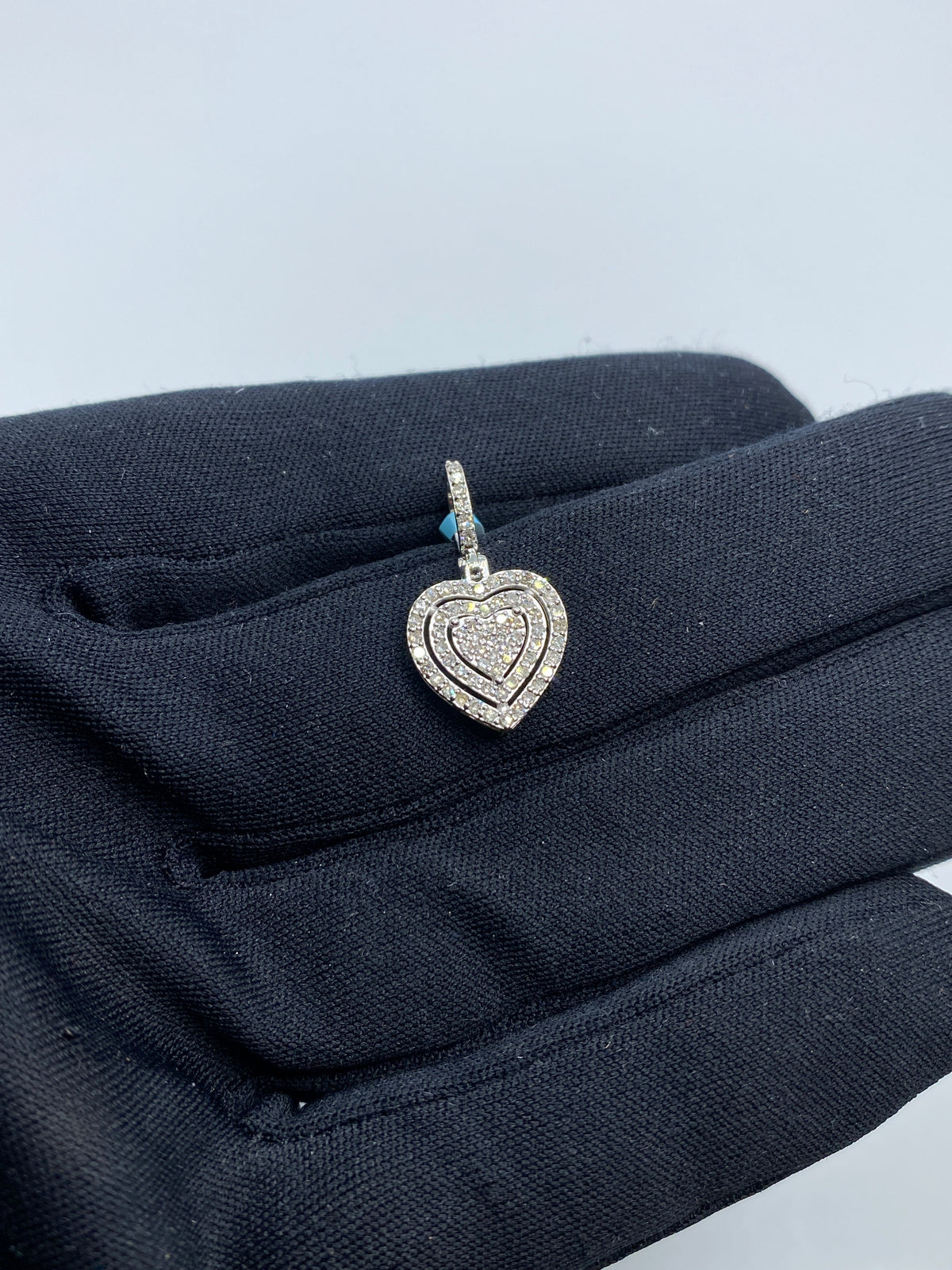 14K Gold Heart Ripple Diamond Pendant - additional product view 4
