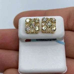 14K Gold Square Stud Diamond Earrings 2.5 Ct in yellow gold - close-up product photo