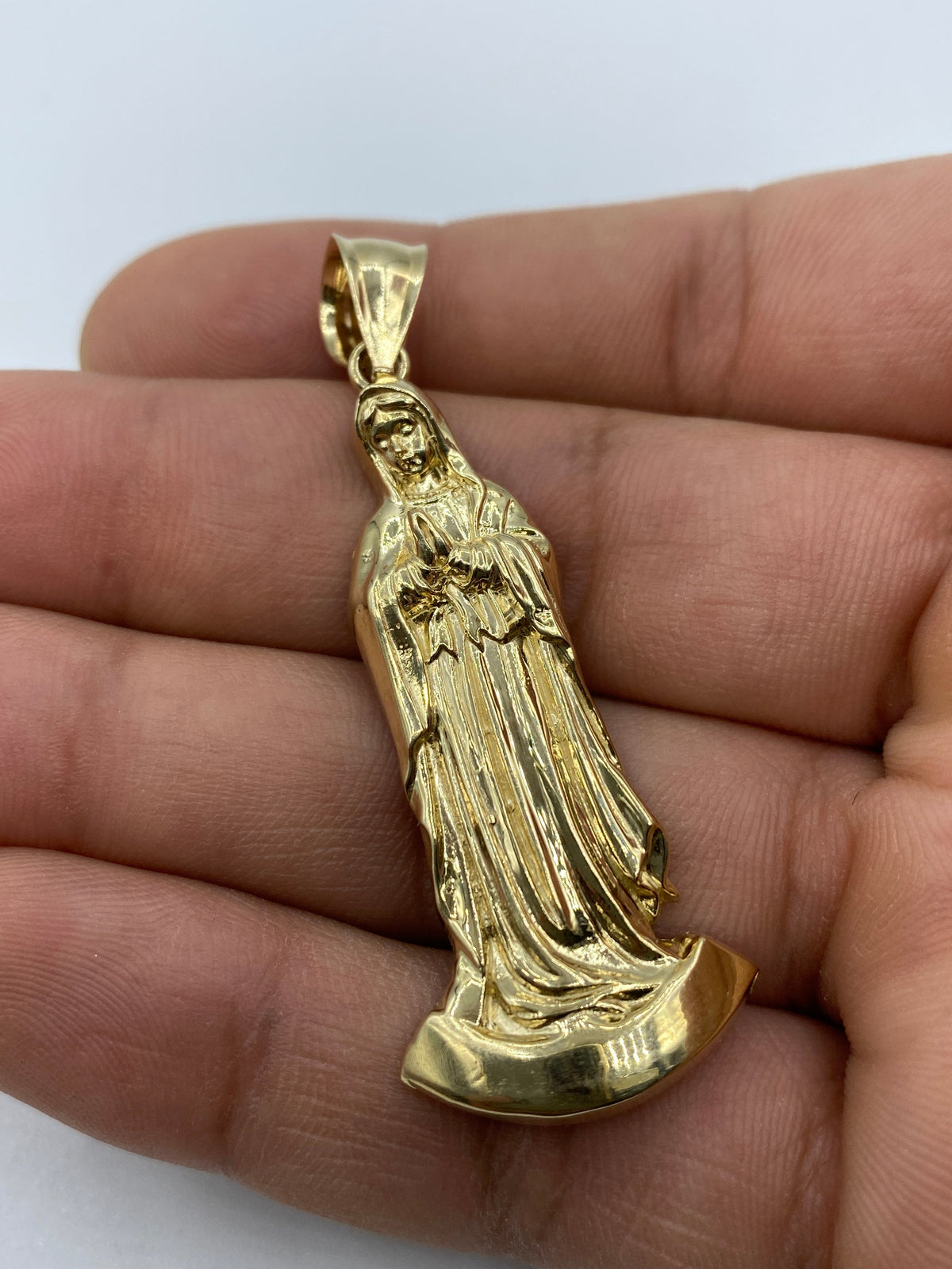 14K Gold Virgin Mary Pendant - additional product view 6